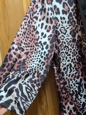 Animal Print Long Sleeve Top - Black & Rose Taupe